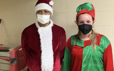 Elf & Santa Showdown: Who Will Be the Residents’ Favorite?